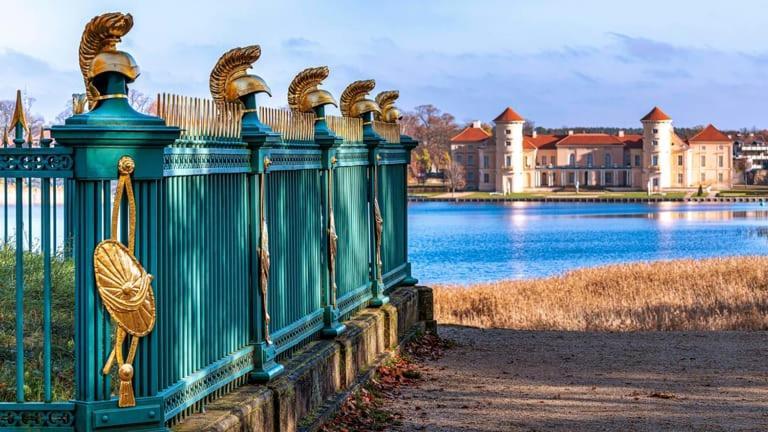Schlosshotel Rheinsberg Buitenkant foto